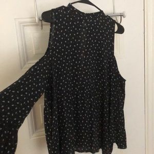 American Eagle cold shoulder top